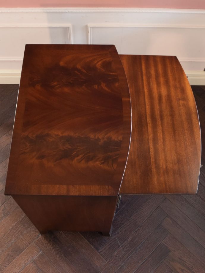 アンティークチェストの天板