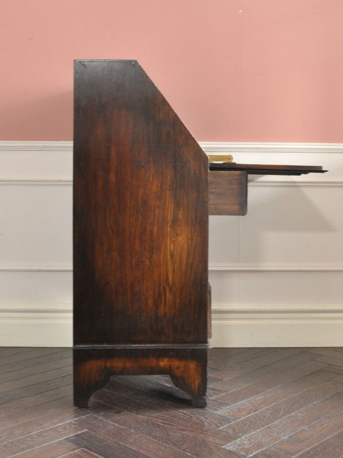 ビューローの側面