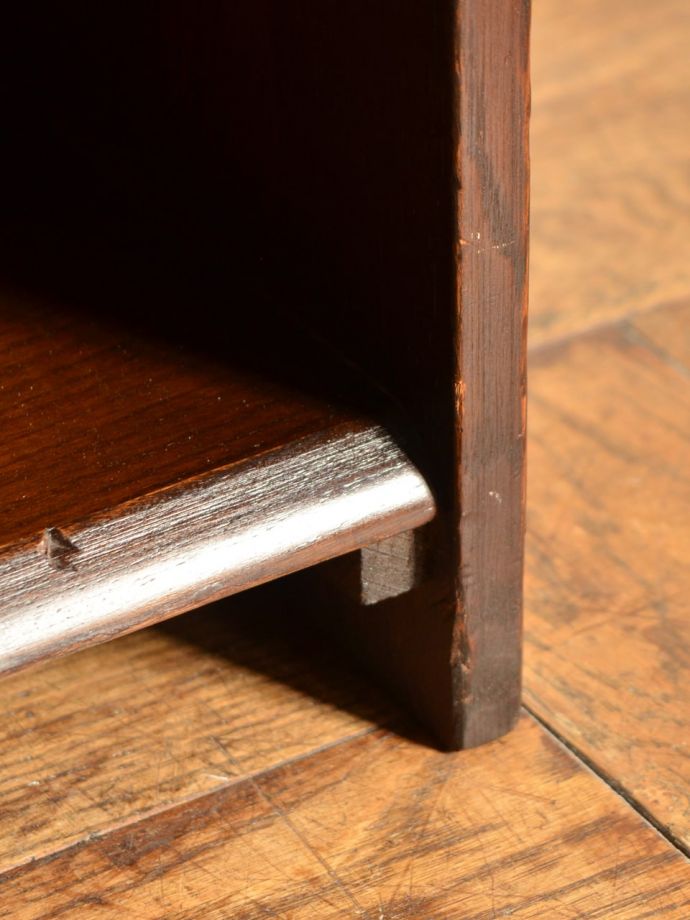 アンティーク家具の脚