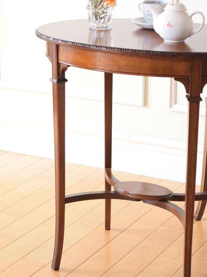 英国アンティーク家具のデザイン