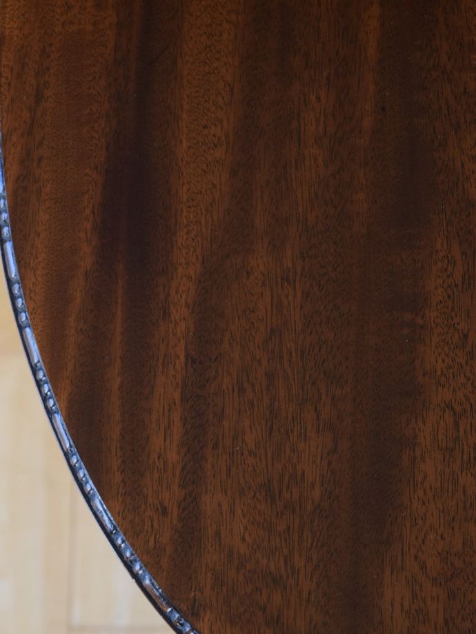 オケージョナルテーブルの天板