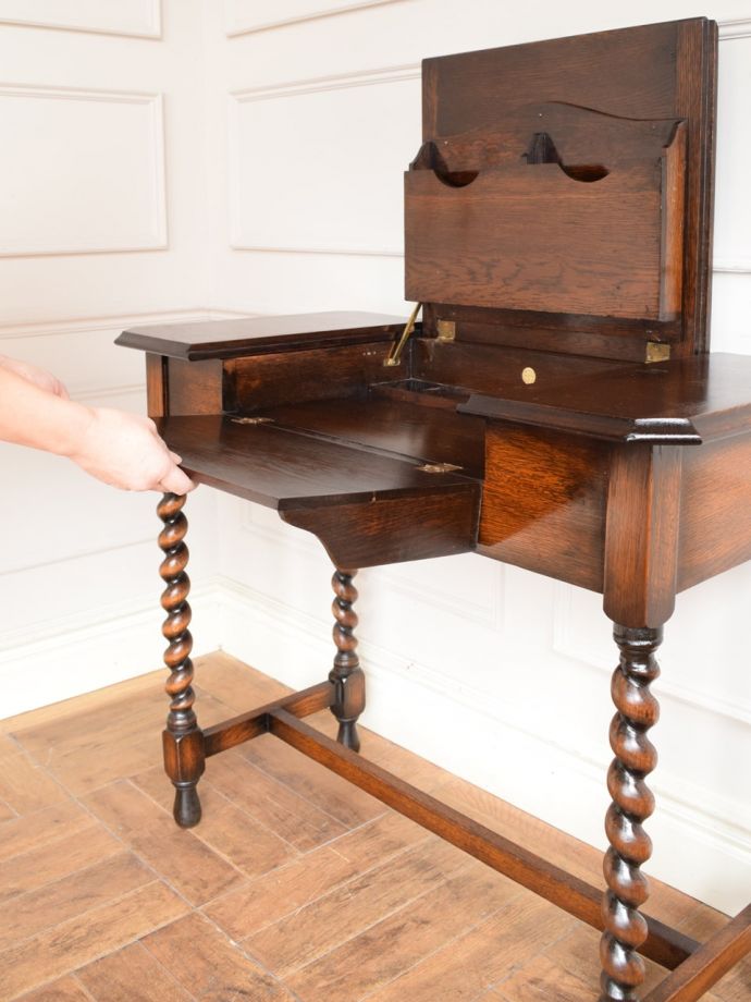 英国のアンティークデスク、めずらしいトランスフォーム型の書斎机(q