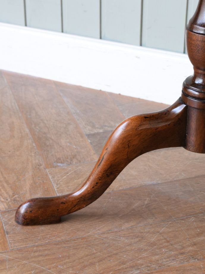 アンティーク家具の脚