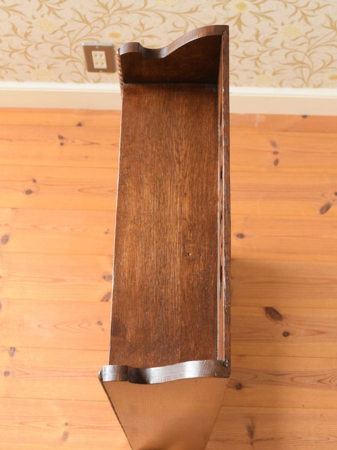 アンティーク本棚の天板