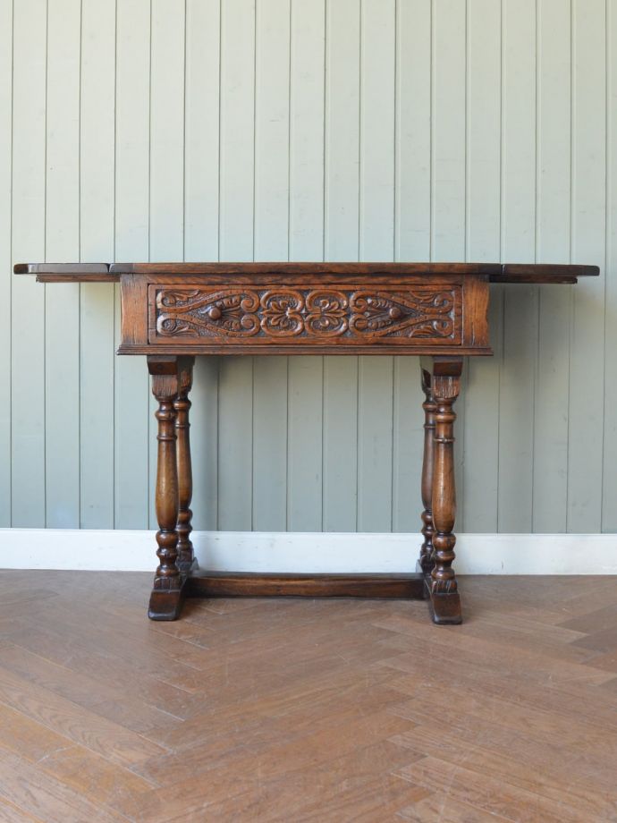 伸長式天板を開いた状態