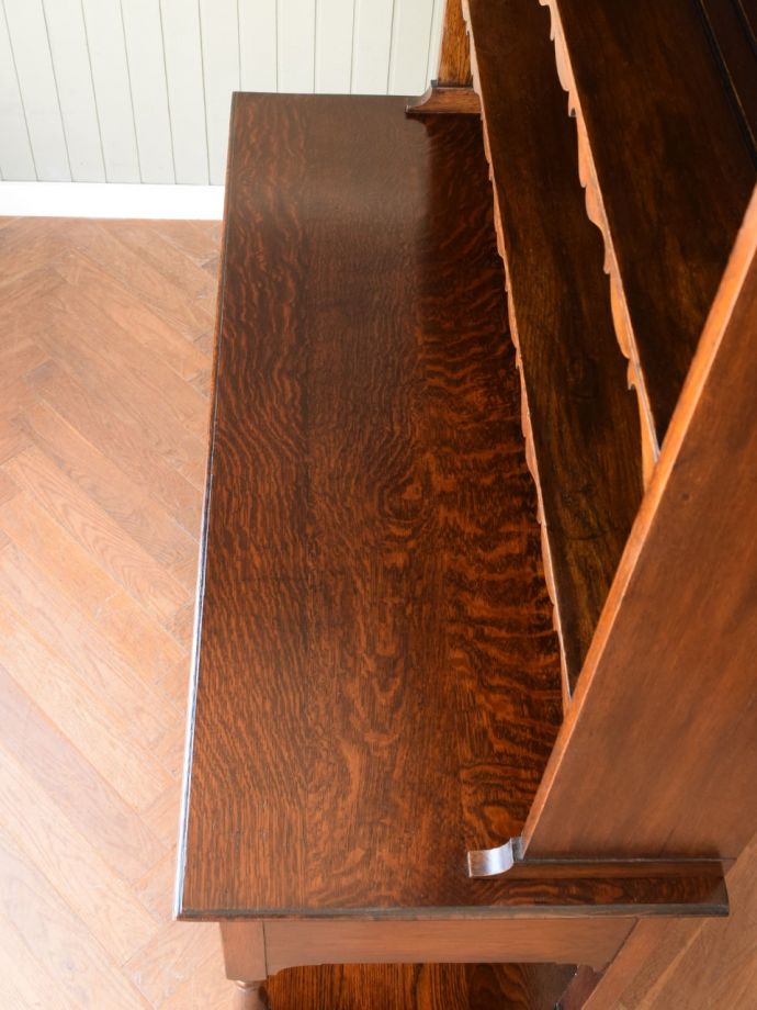 アンティークオープンシェルフの天板