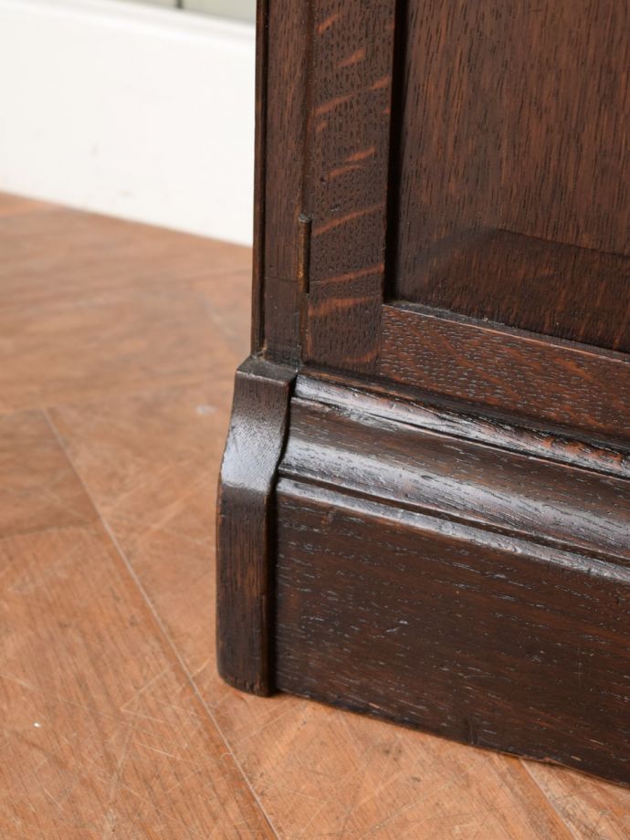 アンティーク家具の脚