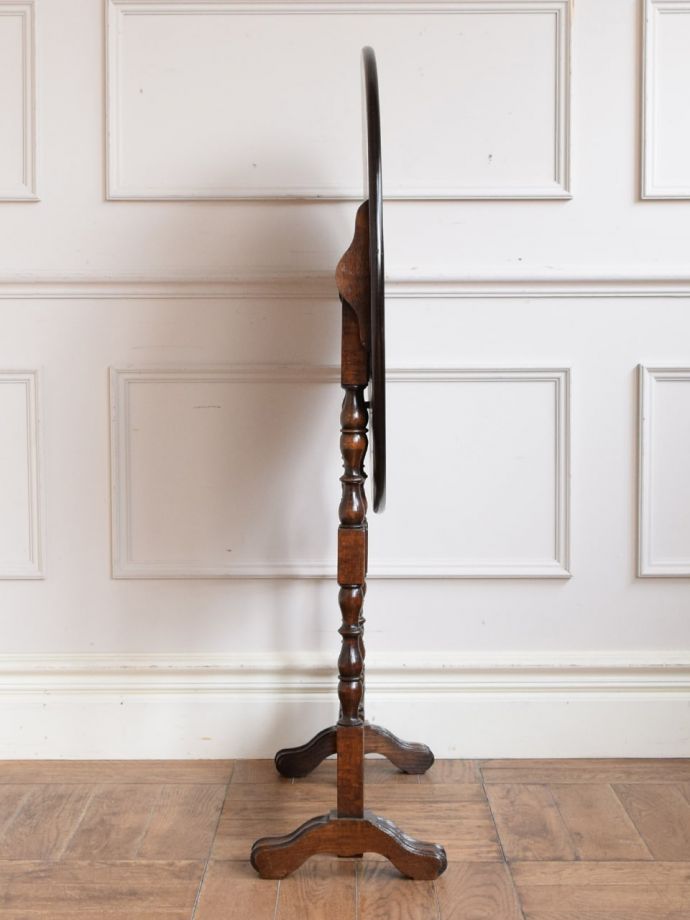 畳んだ時のフォールディングテーブル