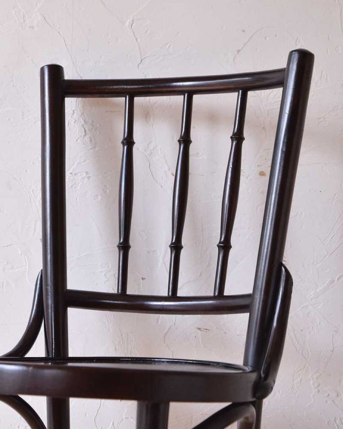 ベントウッドチェアの背もたれ