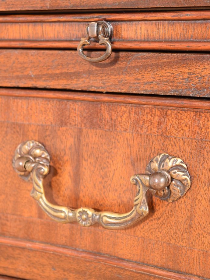 アンティークチェストの取っ手