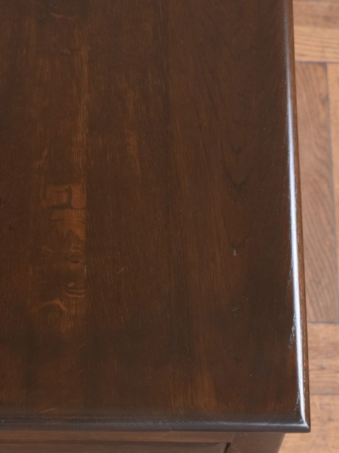 ブランケットボックスの天板