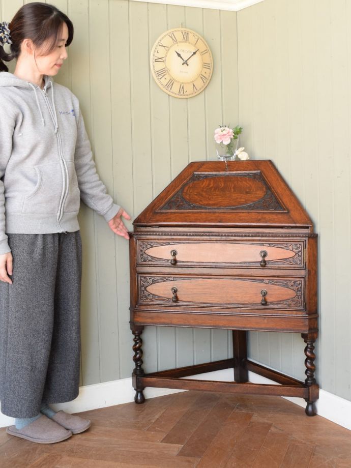 アンティークのビューロー