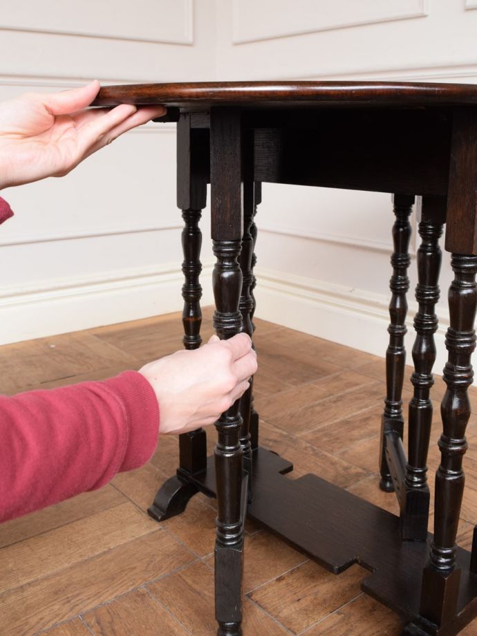 カンタンに伸び縮み出来ます。