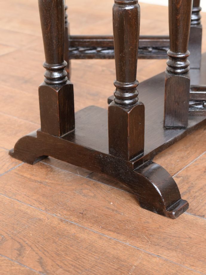 伸長式テーブルの脚