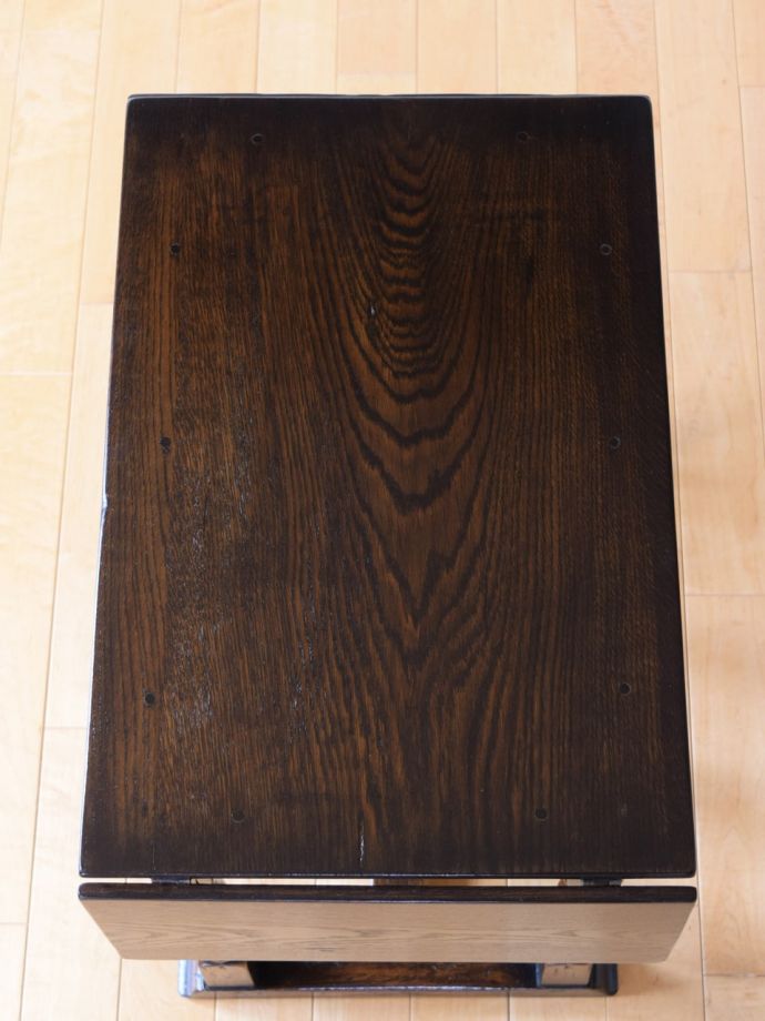 サイドテーブルの天板