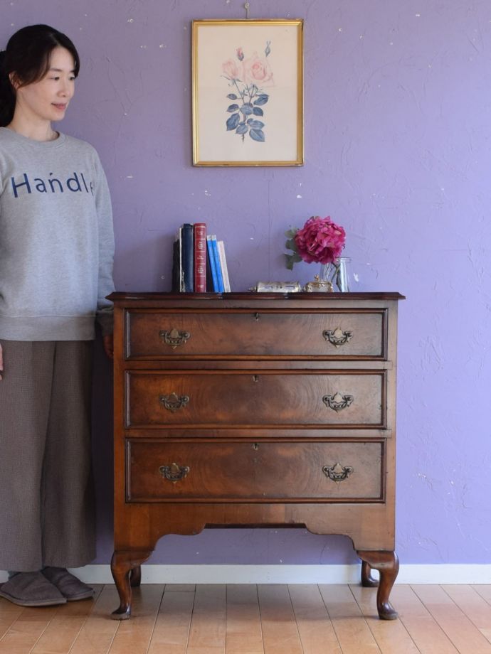 英国アンティークのチェスト