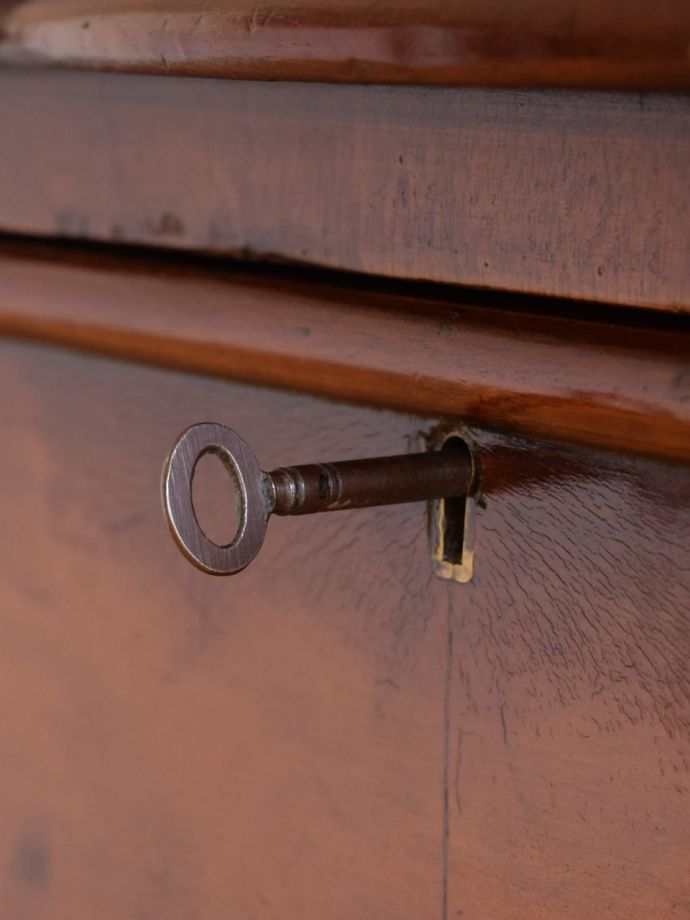 鍵もアンティークです