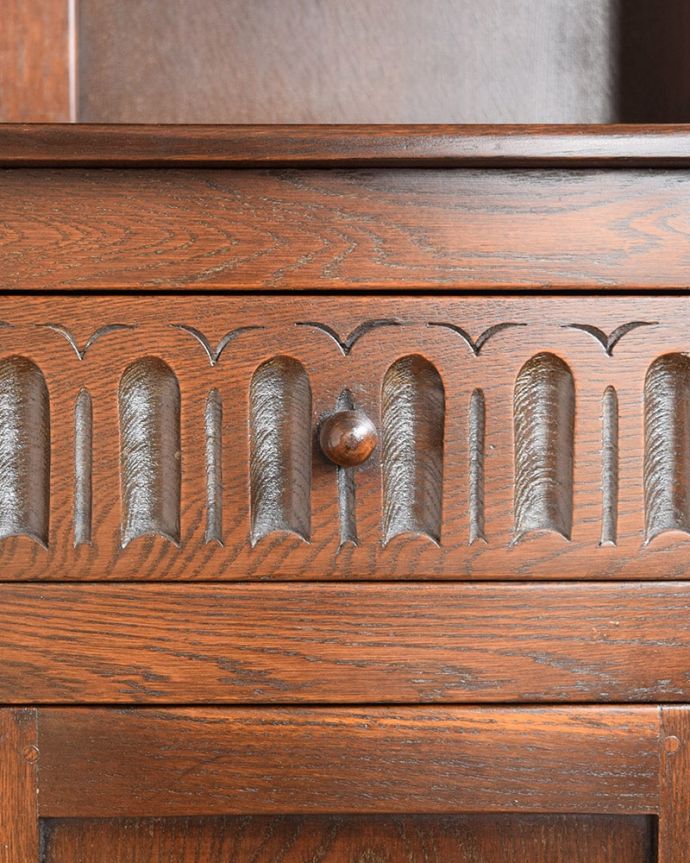 オープンシェルフの装飾