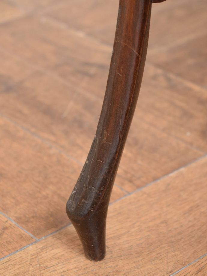 アンティーク家具の脚