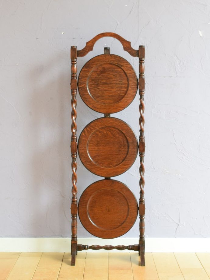 畳んだ時のケーキスタンド