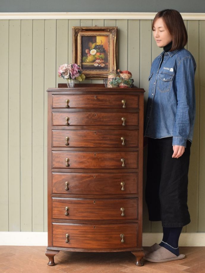 英国アンティークのチェスト