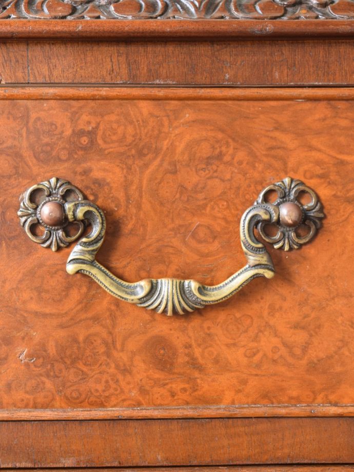 アンティーク家具の取っ手