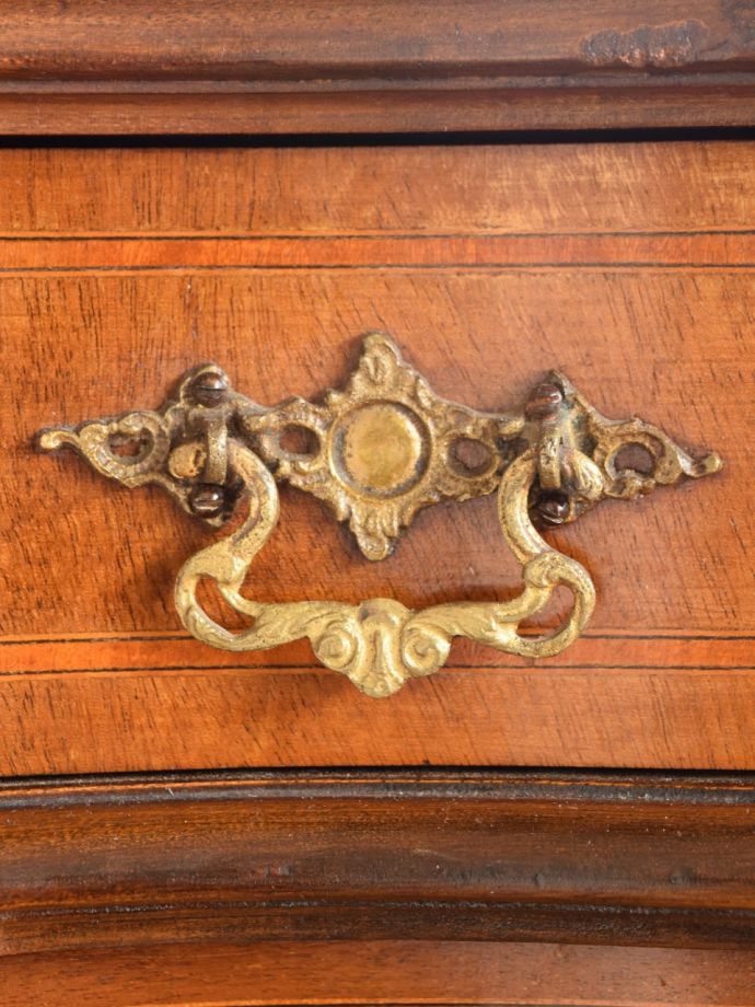 アンティーク家具の取っ手