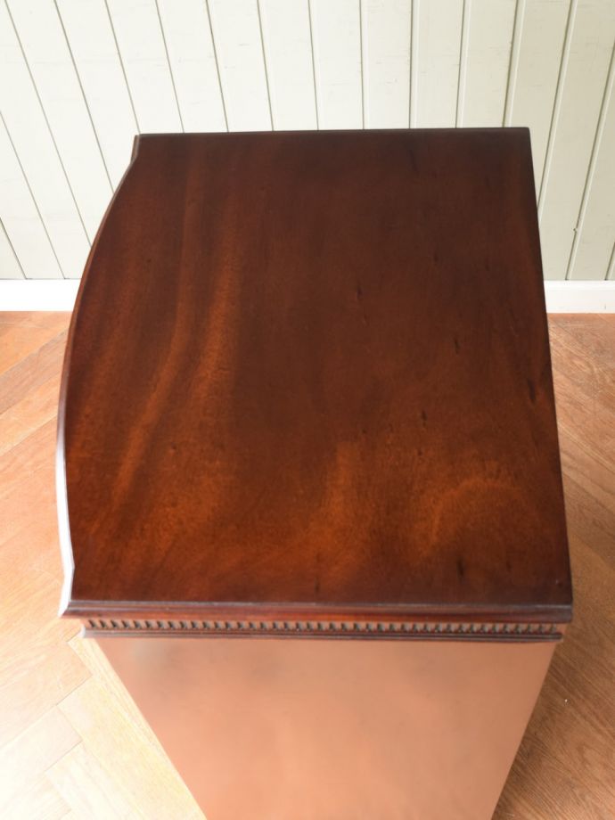 キャビネットの形