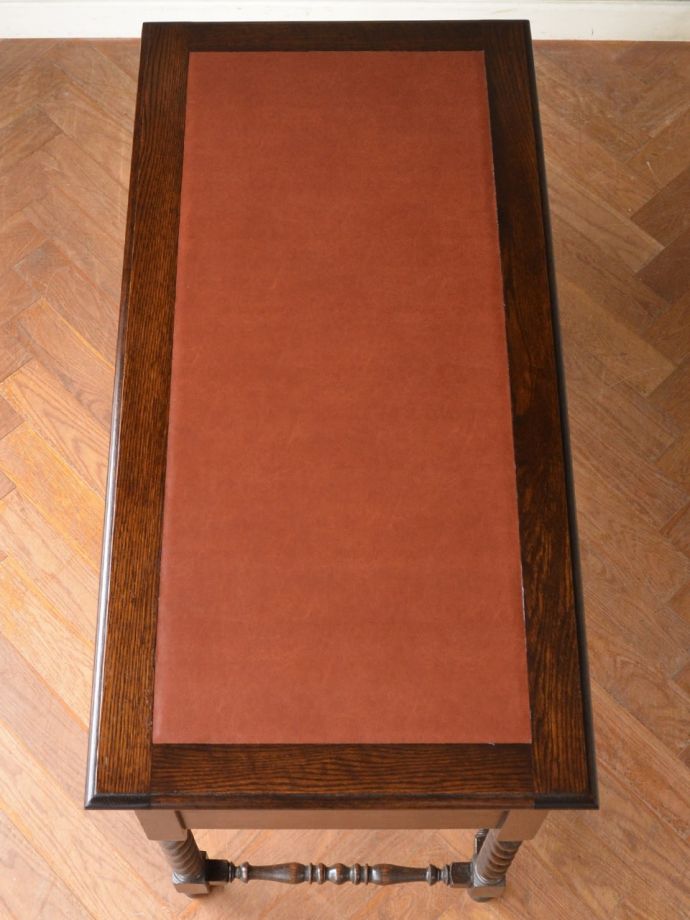 書斎机の美しい天板