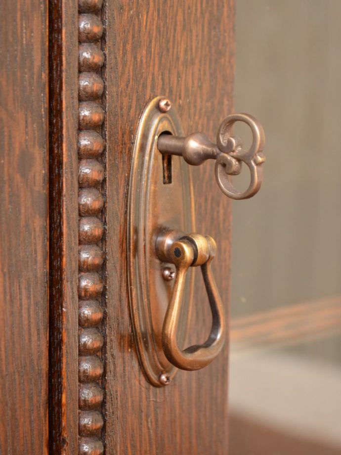 アンティークの鍵と取っ手