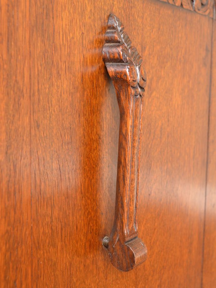 アンティーク家具の取っ手
