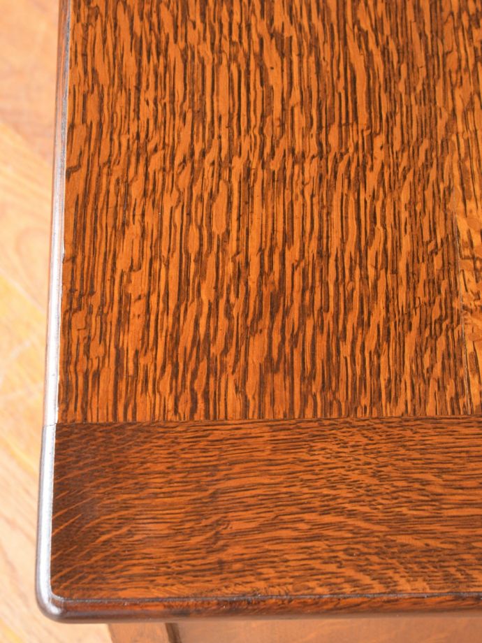 ブランケットボックスの天板