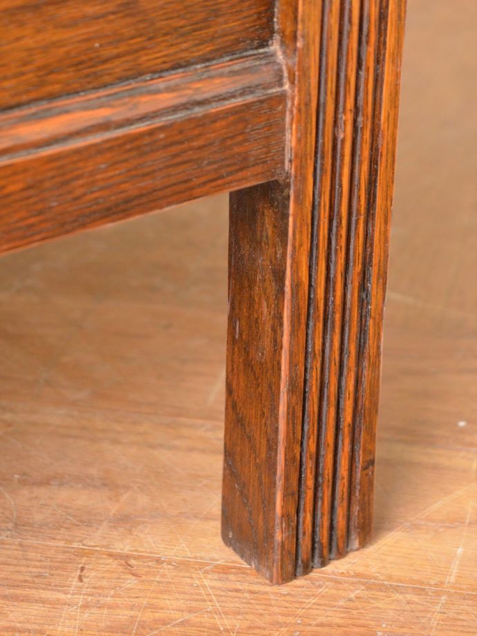 アンティーク家具の脚