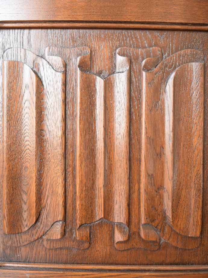 キャビネットの装飾