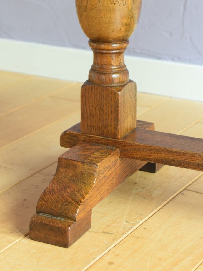 アンティーク家具の脚