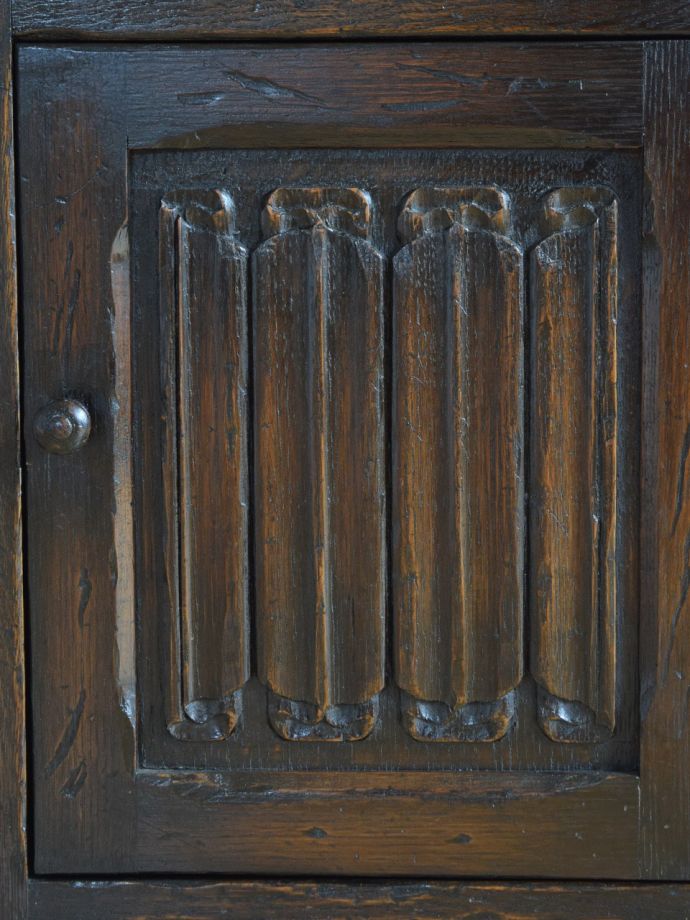 アンティークらしい装飾