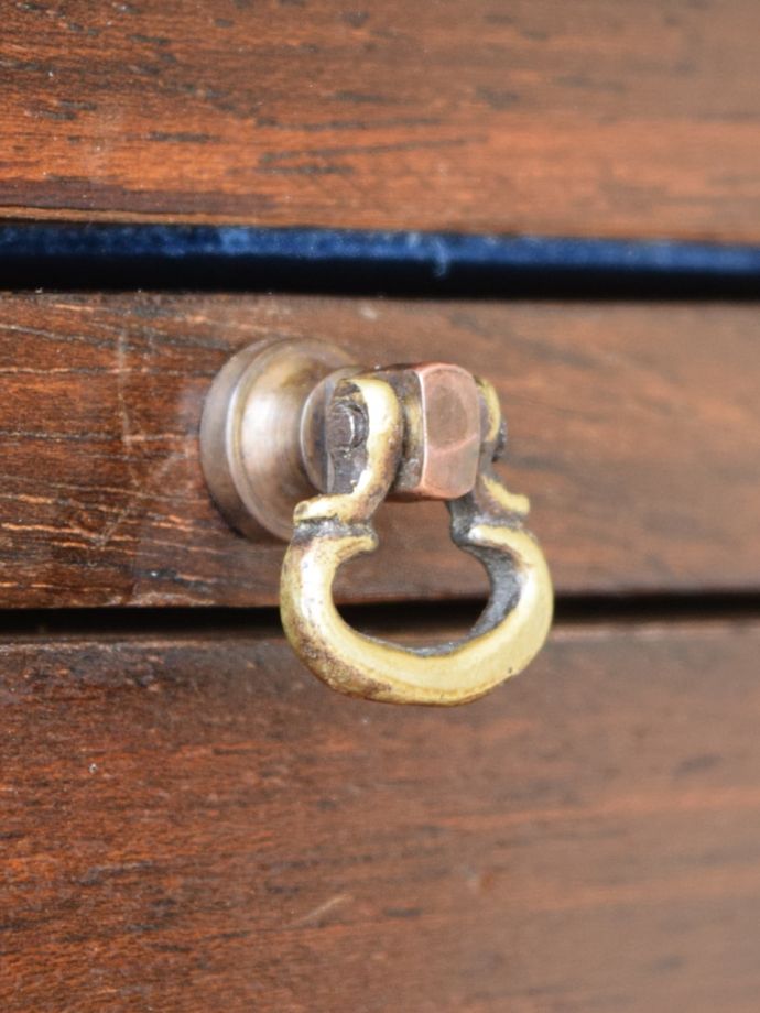 アンティーク家具の取っ手