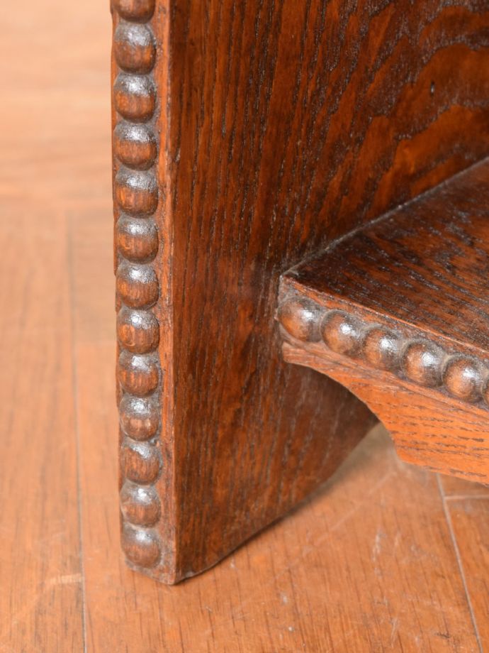 アンティーク家具の脚