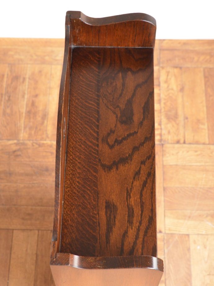 アンティーク本棚の天板