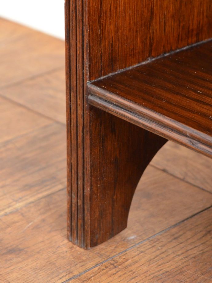 アンティーク家具の脚