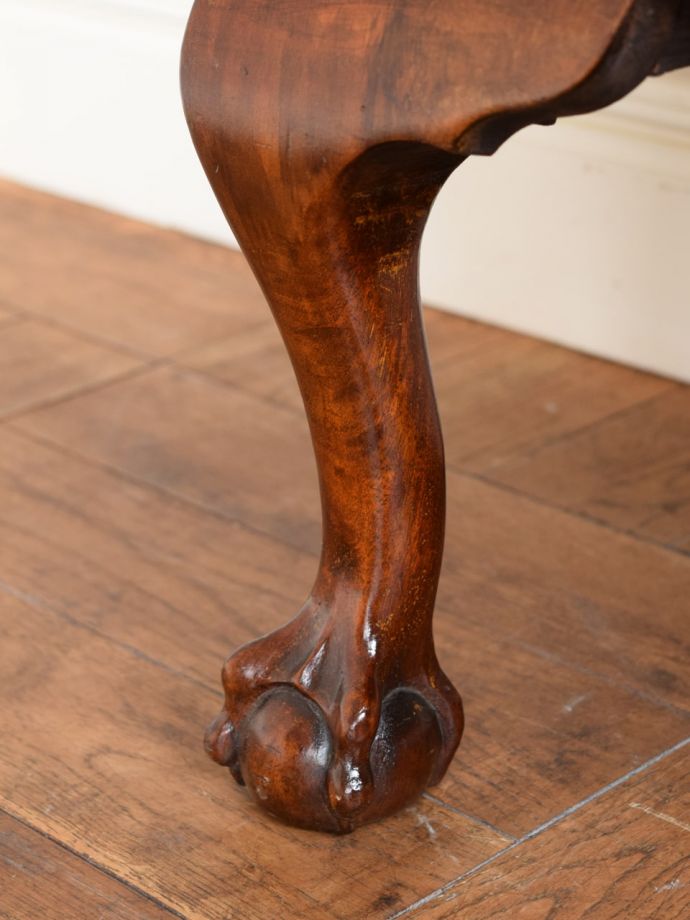 アンティーク家具の脚