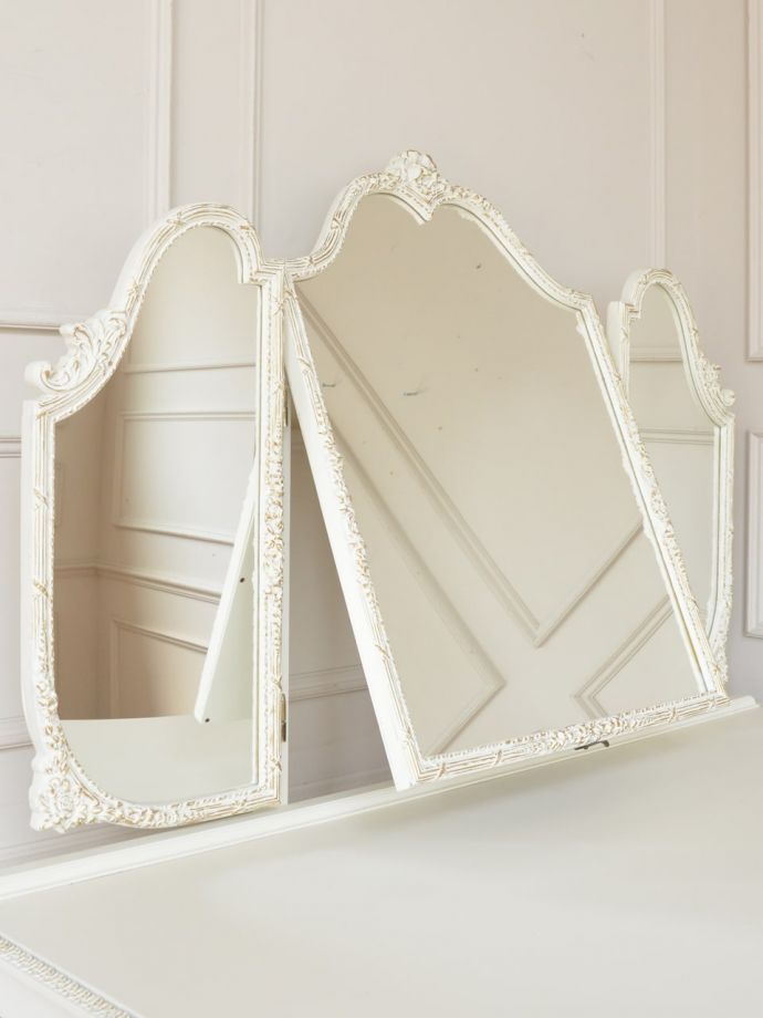 アンティークの鏡