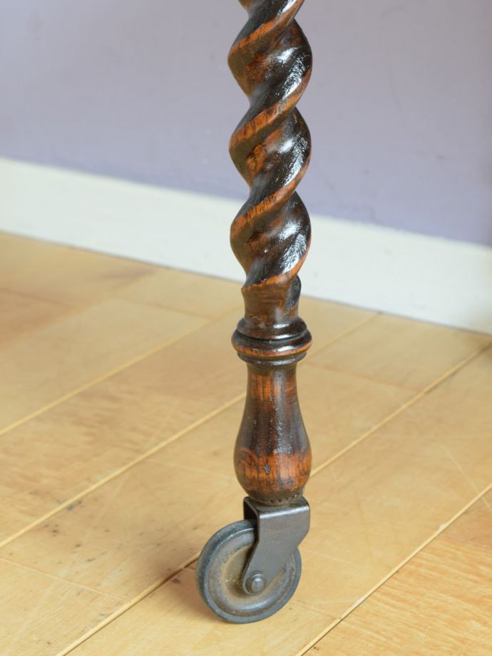 アンティーク家具の脚