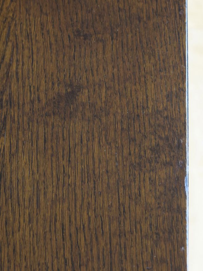 アンティークワゴンの木目