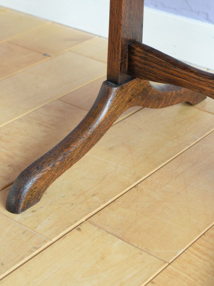 アンティーク家具の脚