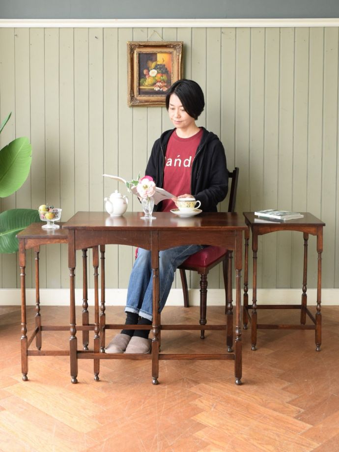 おしゃれなネストテーブル