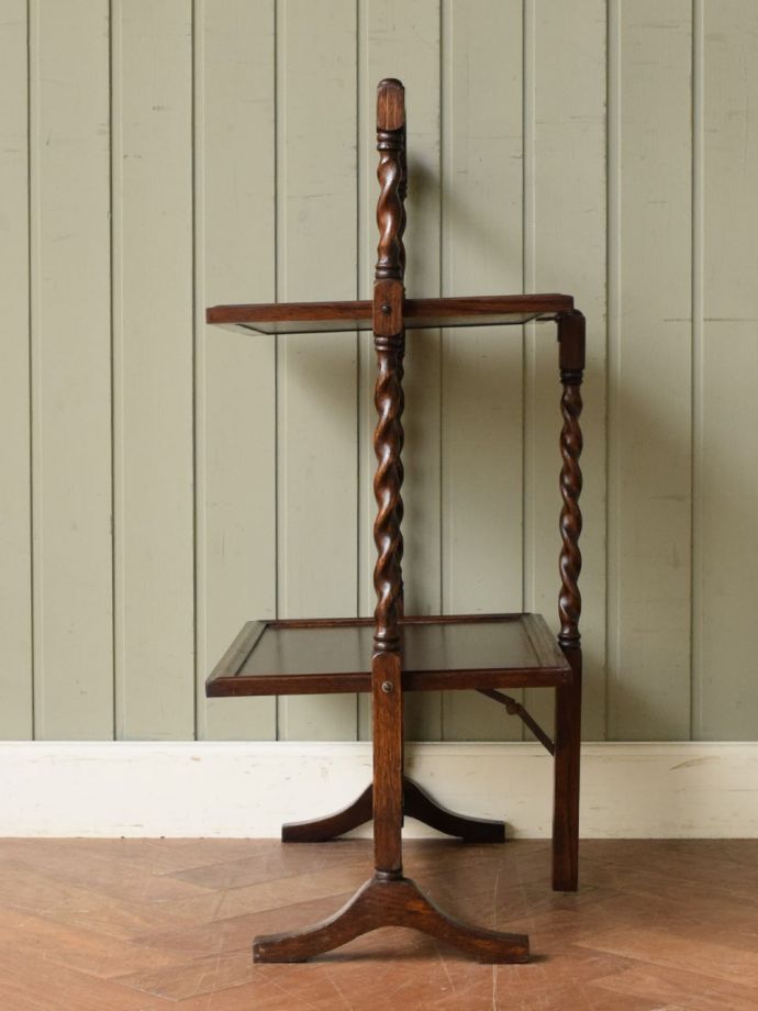 ケーキスタンドの側面