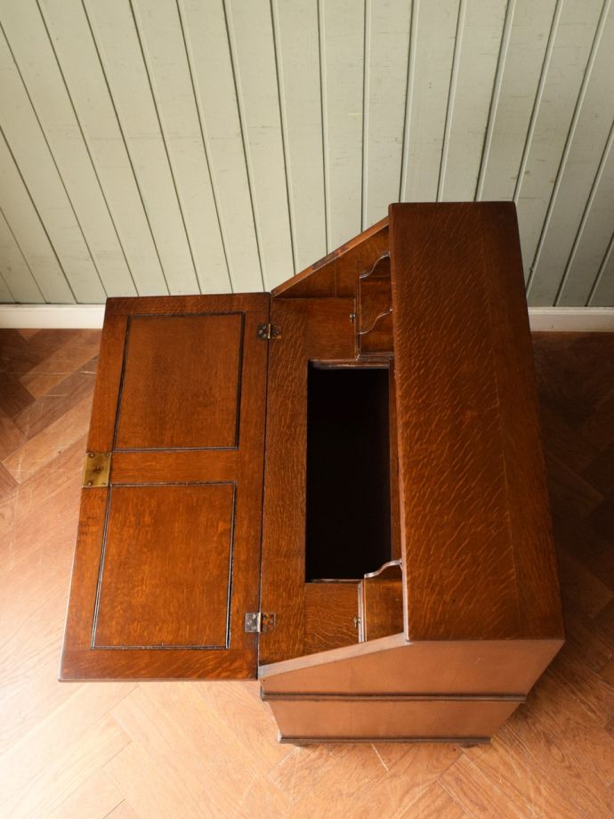 アンティークの書斎デスクの天板