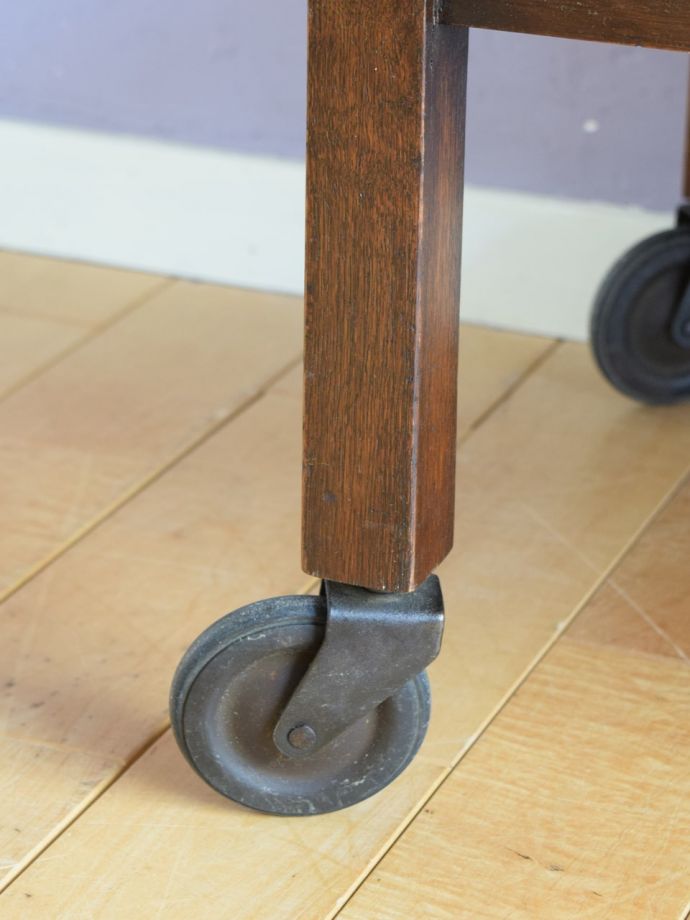 アンティーク家具の脚