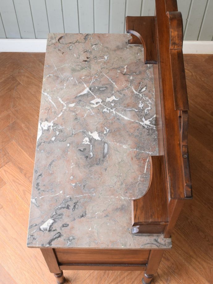 ウォッシュスタンドの天板